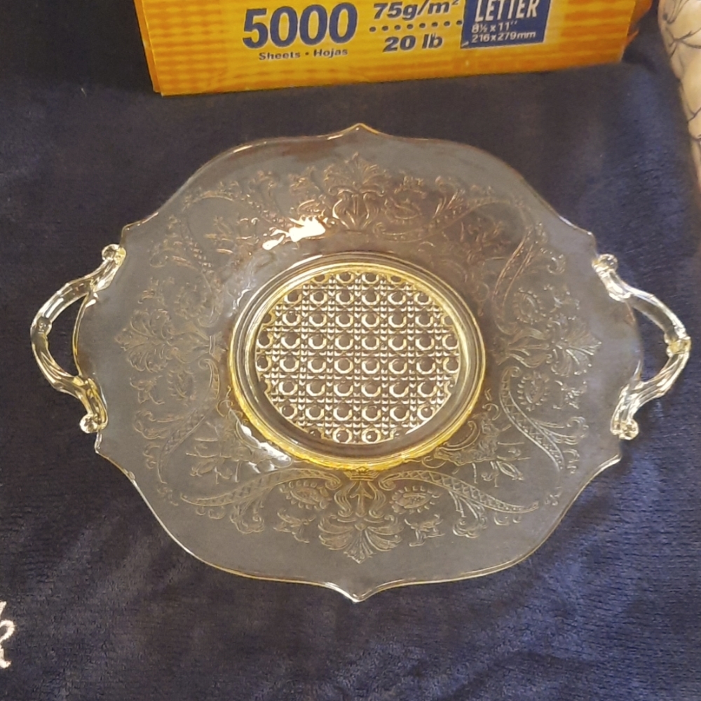 Yellow depression glass serving plate